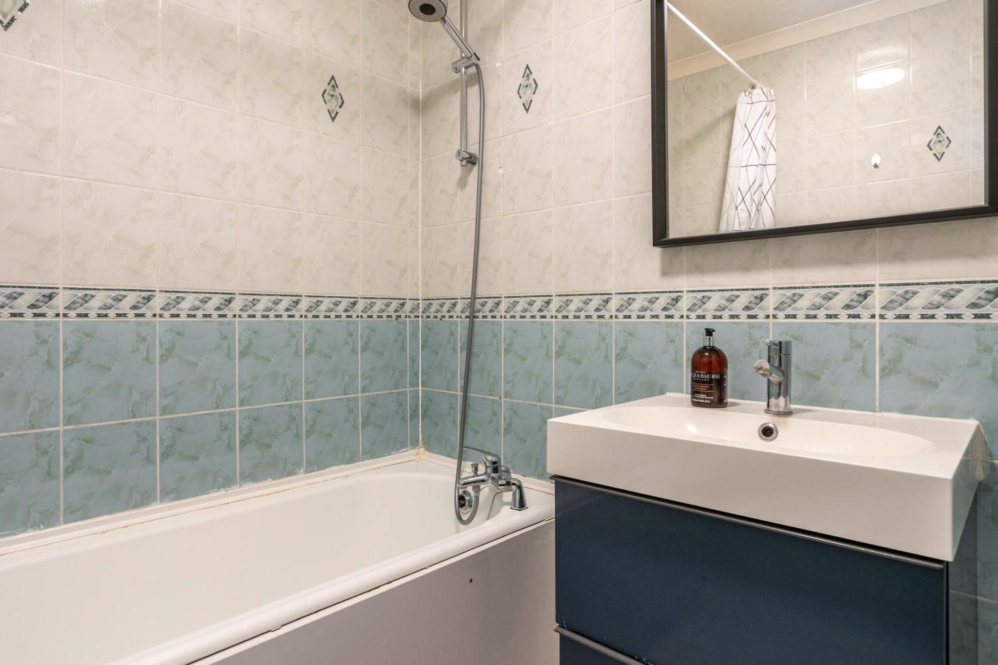 לונדון City View Apartments - Bow מראה חיצוני תמונה